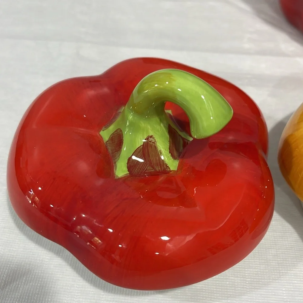 Pier 1 Imports peppers 20 oz canister set kitchen decor storage glazed